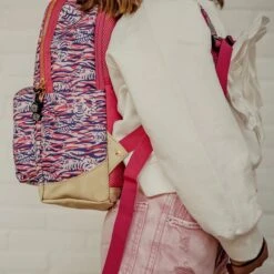 Pick & Pack Tiger Skin Backpack M Rosa 21 Pick & Pack Tiger Skin Backpack M Rosa -Mode Tassen image 2676