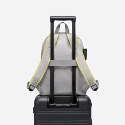 Horizn Studios Shibuya Daypack M Light Quartz Grey / Glossy Lemon -Mode Tassen image 4980