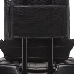 Castelijn & Beerens Bravo Laptoprugzak 15.6'' RFID Zwart 19 Castelijn & Beerens Bravo Laptoprugzak 15.6'' RFID Zwart -Mode Tassen image 7985