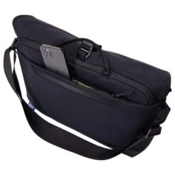 Thule Paramount Crossbody 14L Black 28 Thule Paramount Crossbody 14L Black -Mode Tassen image 8423